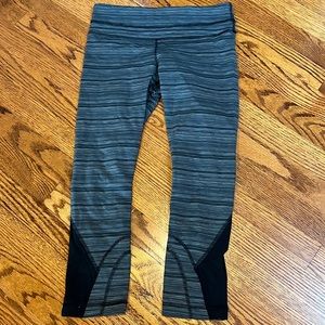 Lululemon crop run leggings, size 4